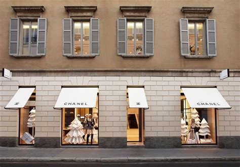 chanel factory outlet milano|Chanel boutique milan.